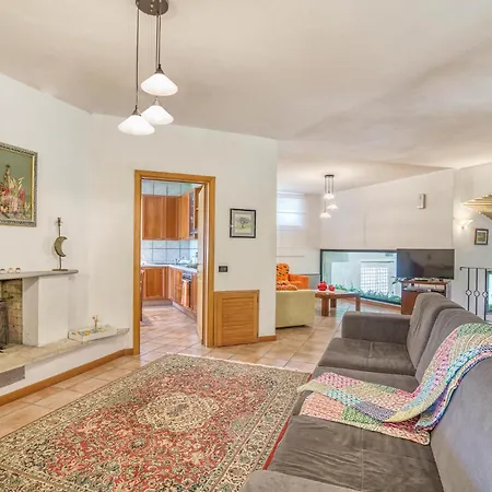 Amazing In With Kitchen *