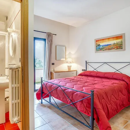 Amazing In With Kitchen Holiday home *