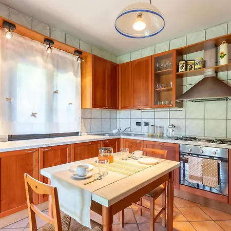 Prázdninový dům Amazing In With Kitchen