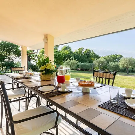 Amazing In With Kitchen